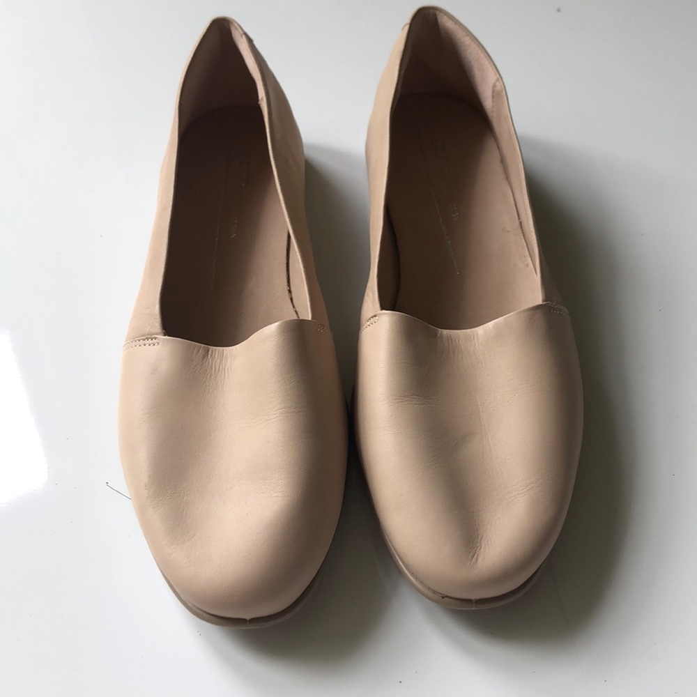 Ecco Flats in Rose Dust (Size 11-1.5)